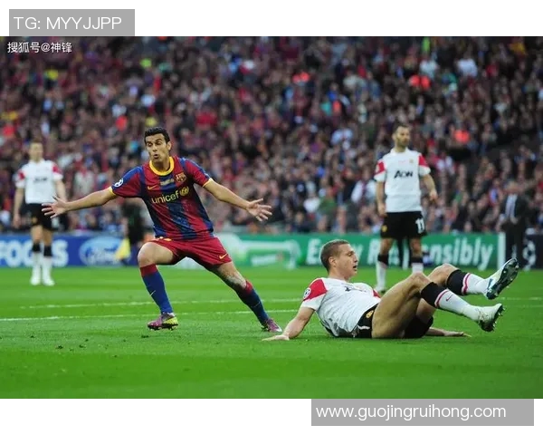 元老赛激情对决巴萨与曼联重温经典时刻再续辉煌传奇