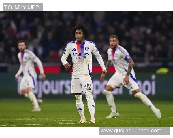 兰斯与里昂比赛结果揭晓比分是多少让我们一同回顾精彩瞬间与赛况分析 兰斯与里昂比赛结果揭晓比分是多少让我们一同回顾精彩瞬间与赛况分析