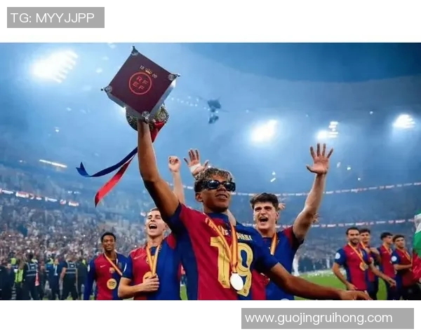 巅峰巴萨与巅峰米兰的对决谁能称霸足球历史的巅峰之战