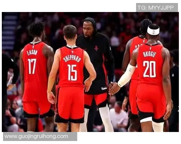 火箭队与奇才的激烈对决展现篮球魅力与团队精神的完美结合 火箭队与奇才的激烈对决展现篮球魅力与团队精神的完美结合