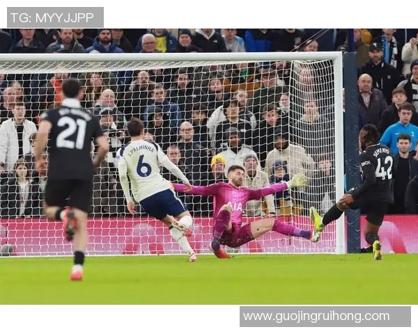 英超焦点战热刺主场迎战曼城双方争夺三分激烈对决即将上演