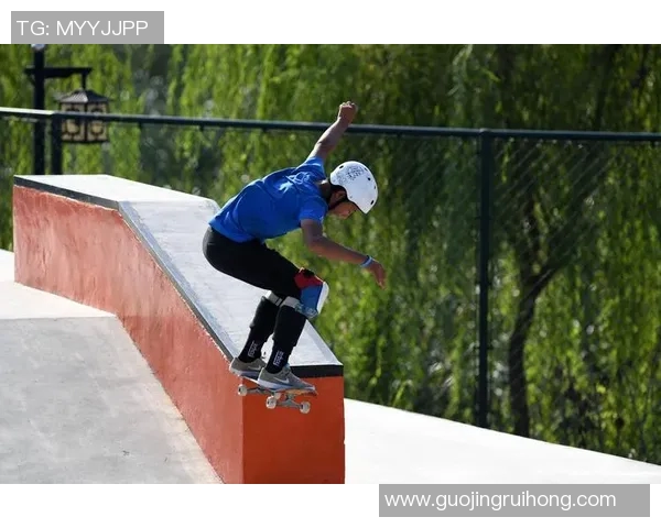 重庆滑板队在全国滑板灵活性排行榜中荣登第九名展现出色实力与潜力 重庆滑板队在全国滑板灵活性排行榜中荣登第九名展现出色实力与潜力