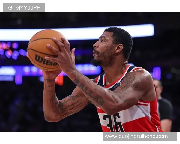 马库斯斯马特的篮球生涯与个人成长之路解析 马库斯斯马特的篮球生涯与个人成长之路解析