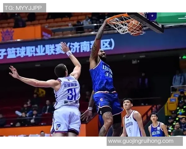 2012年CBA季后赛广东队与山东队激战回顾与精彩瞬间分析 2012年CBA季后赛广东队与山东队激战回顾与精彩瞬间分析